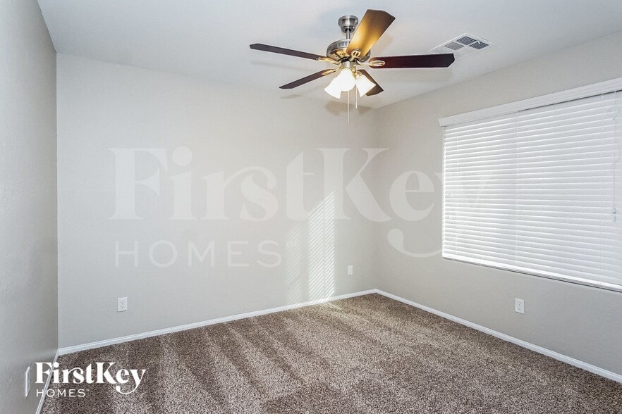 Building Photo - 11277 Tuckermuck Bay Ct