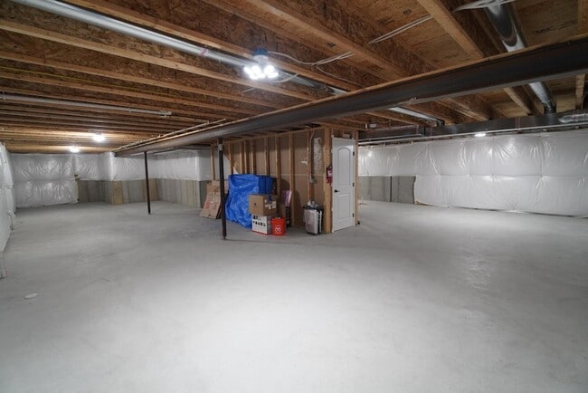 Building Photo - 6800 Green Isle Ln