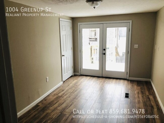 Building Photo - 1004 Greenup St