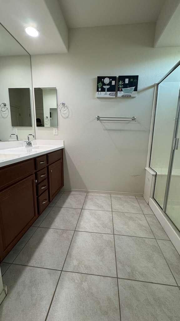Building Photo - 7117 W Andrea Dr