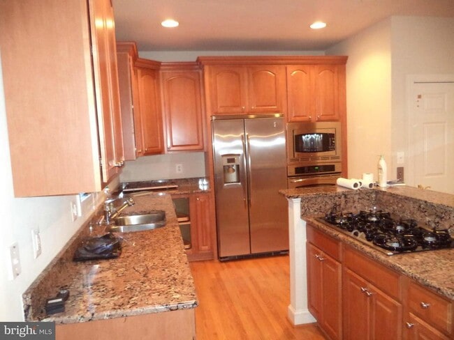 Building Photo - 6812 Rigby Ln