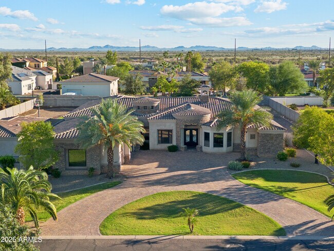 Building Photo - 11407 E Bellflower Ct