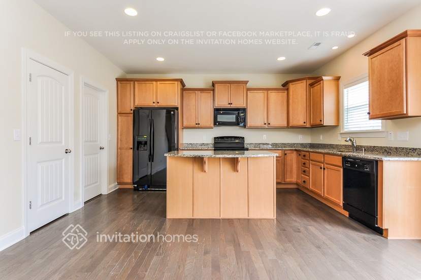 Building Photo - 91 Flowers Crest Way