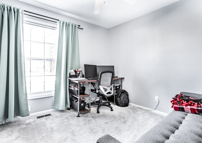 Building Photo - 7757 Kemble Ct