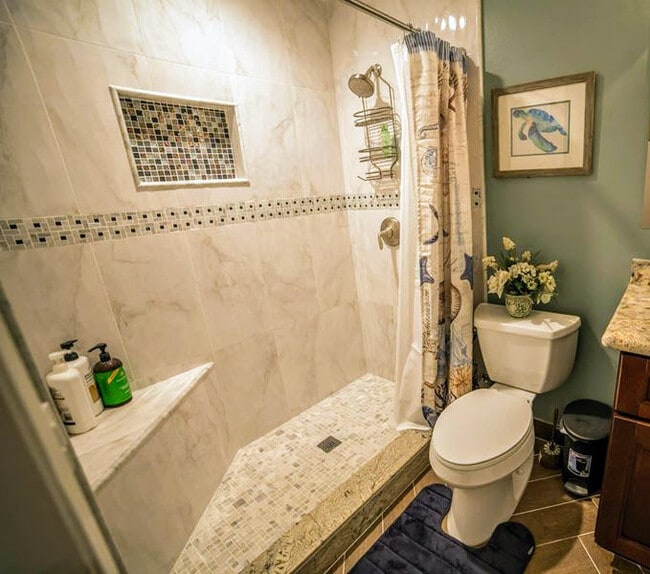 Building Photo - 15672 S Myrtle Ave