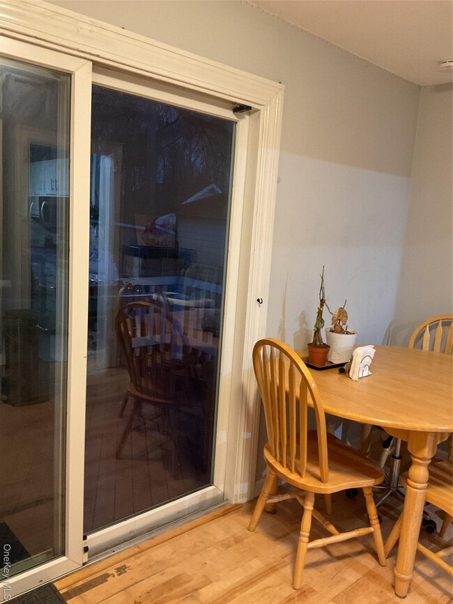 Building Photo - 24 Cooledge Dr