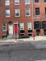Building Photo - 320 S Juniper St
