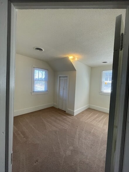 Bedroom 1 - 25711 Cave Neck Rd