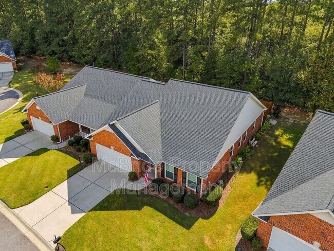 Building Photo - 678 Kensington Ct SE