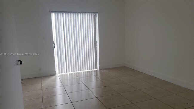 Building Photo - 15564 SW 63rd Ter