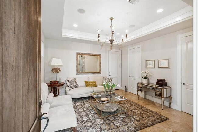 Building Photo - 5231 Calle Montilla Pl