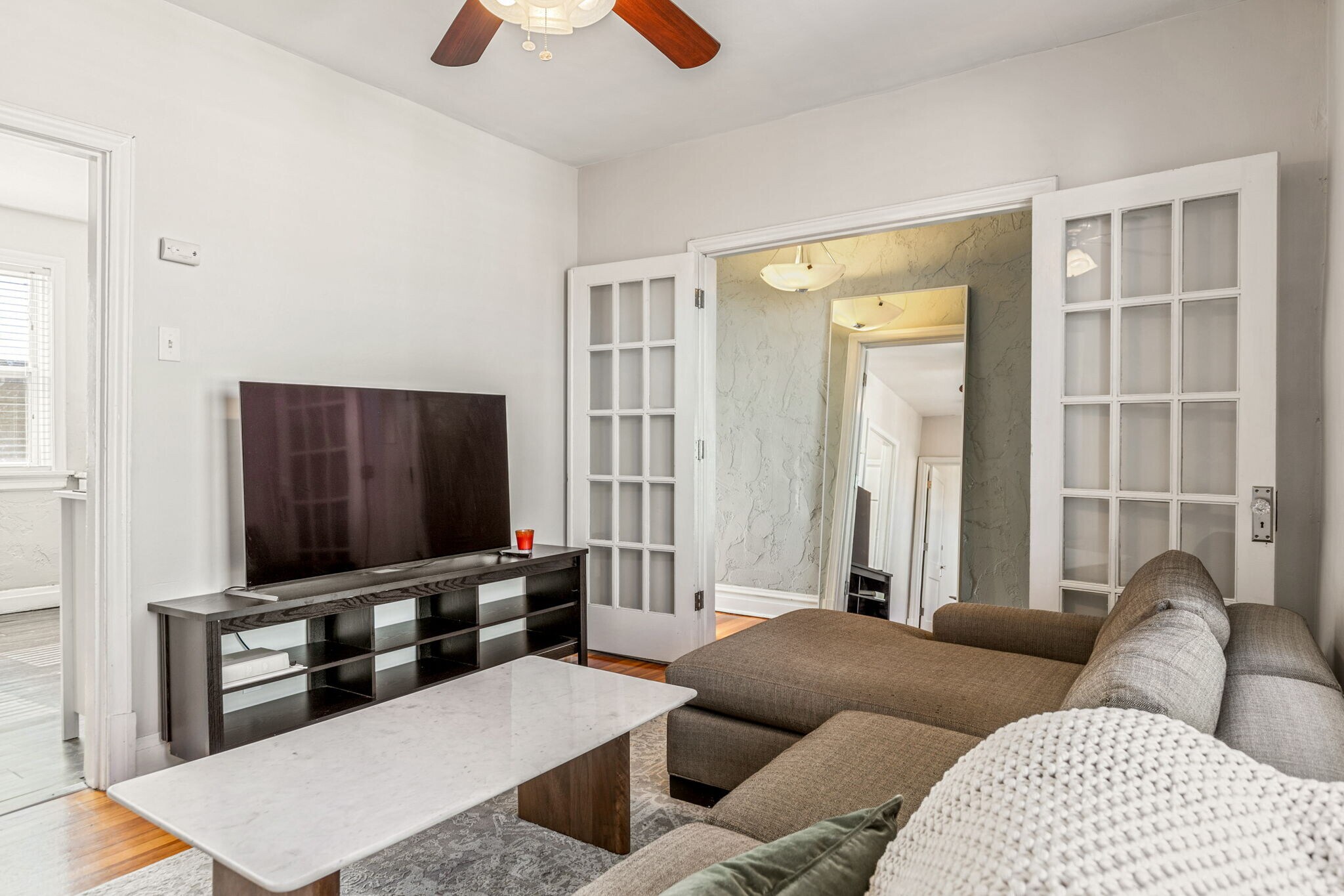 Building Photo - 1210 S Newstead Ave