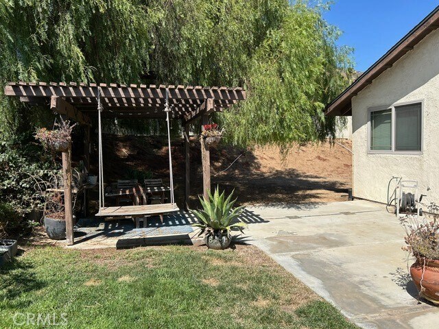 Building Photo - 5947 Helmcrest Dr