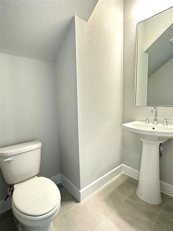 Building Photo - 111 Pinyon Pne Dr