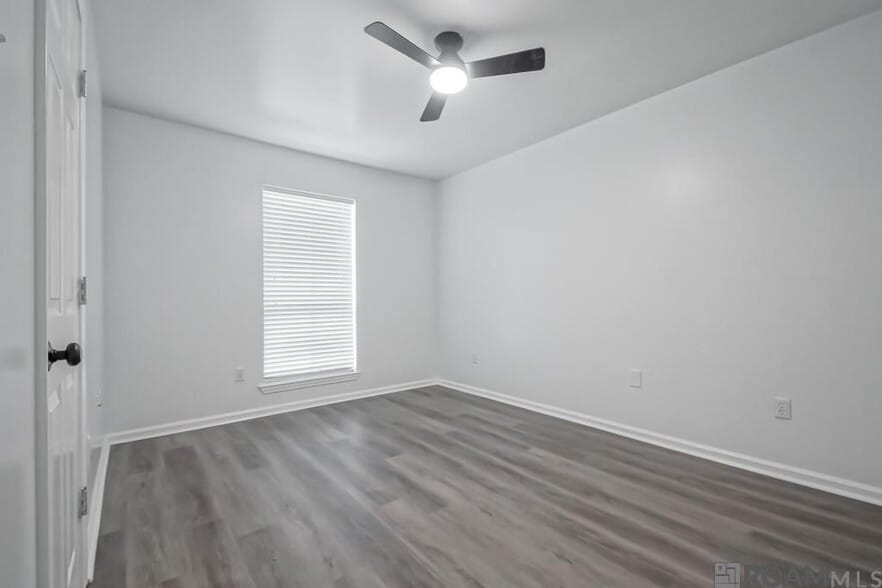 Building Photo - 14211 Parkridge Dr
