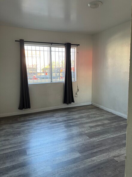 Building Photo - 4417 Avalon Blvd