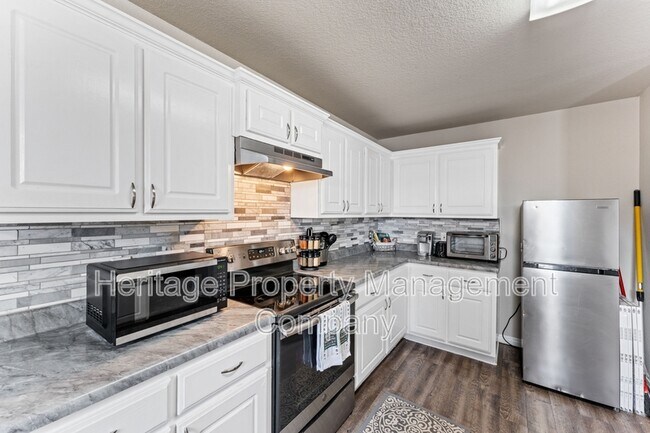 Building Photo - 5866 Wildcat Canyon