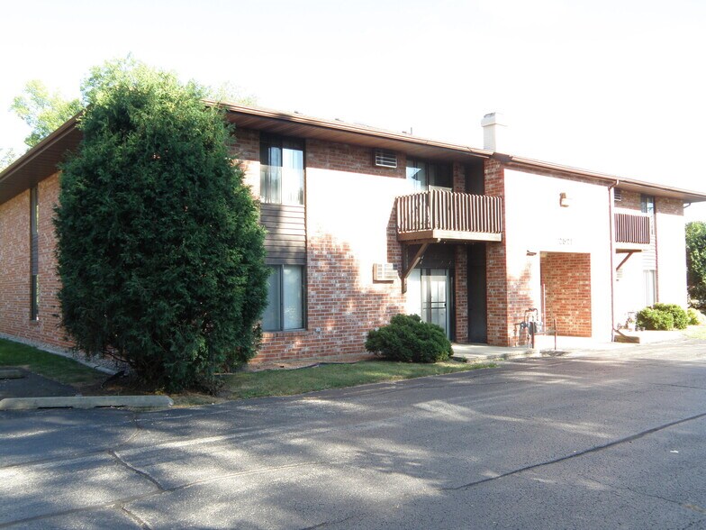 Building Photo - 2521 Honey Lou Ct