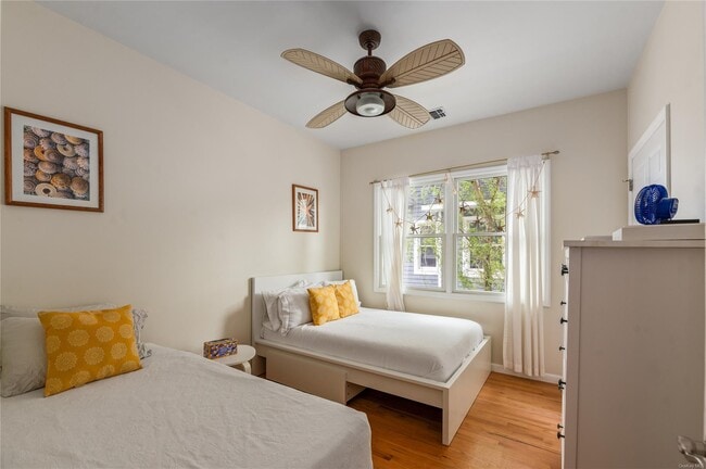 Building Photo - 22 Bungalow Ln