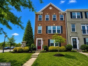 Building Photo - 9700 CENTRAL Dr