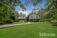 Building Photo - 515 Westbridge Dr