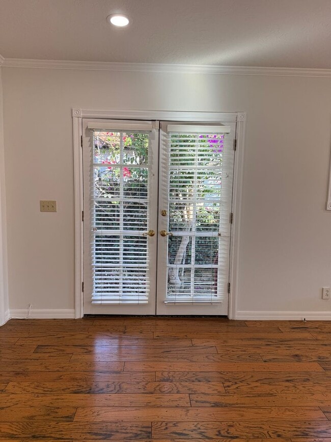 Building Photo - San Pedro 4 bedroom, 3 Bath Home with yard and Deck! Available NOW!