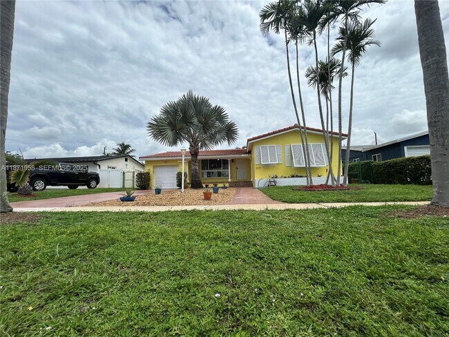 Building Photo - 3219 Wilson St