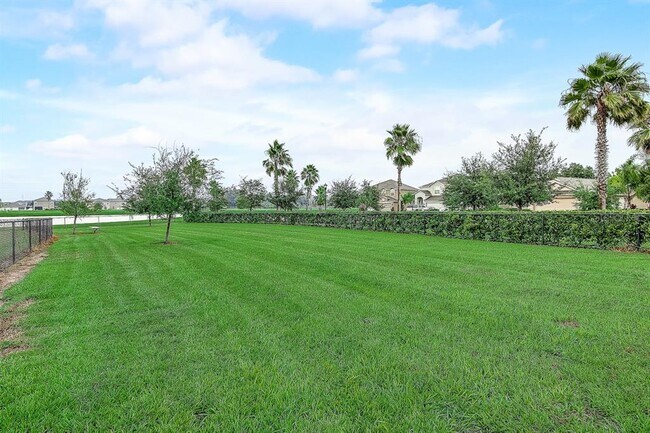 Building Photo - 1313 Trailwater St