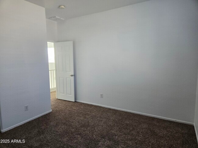 Building Photo - 4321 W Judson Dr