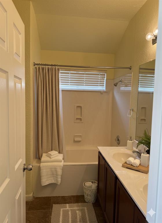 Building Photo - 217 Teron Dr