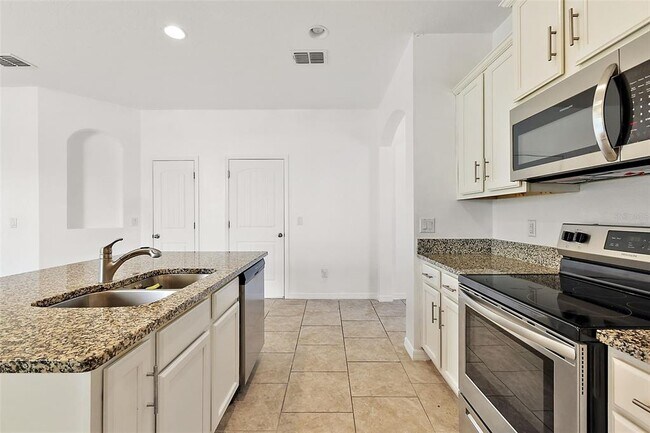 Building Photo - 16459 Centipede St