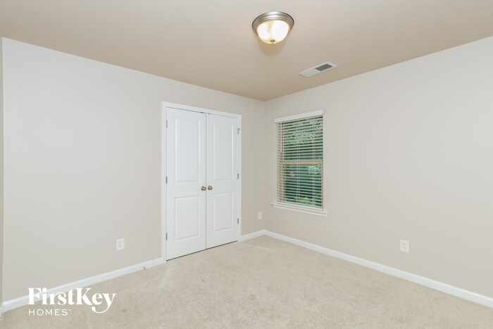 Building Photo - 169 Southwind Cir