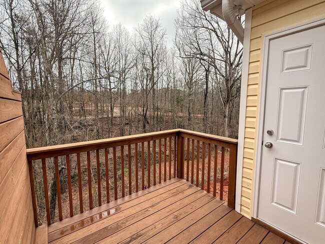 Building Photo - 229 Cothran Rd