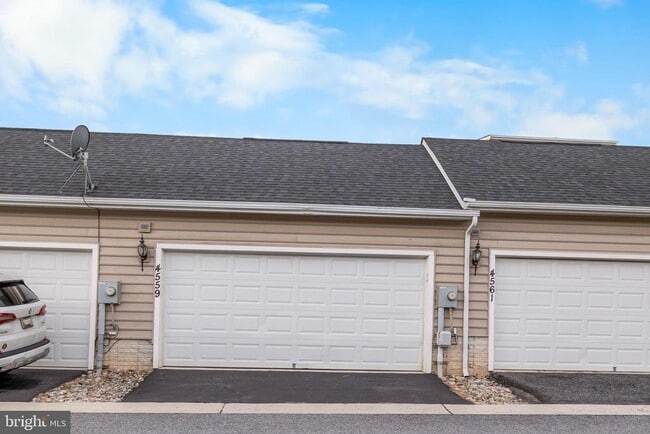 Building Photo - 4559 Tinder Box Cir