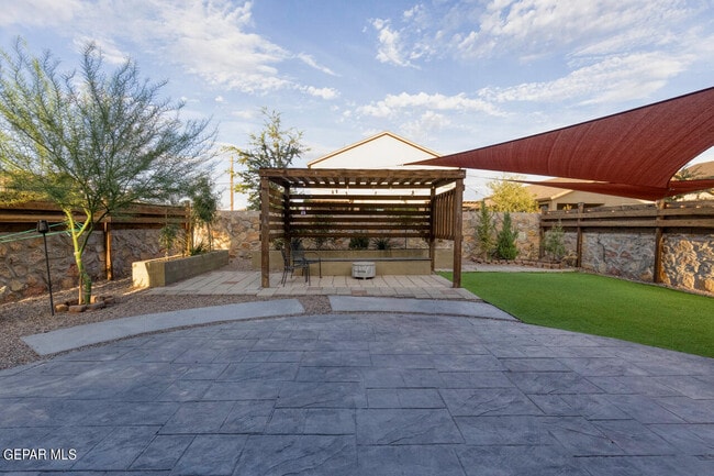 Building Photo - 4532 McBee Ct