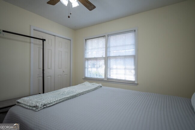 Building Photo - 100 VFW Dr