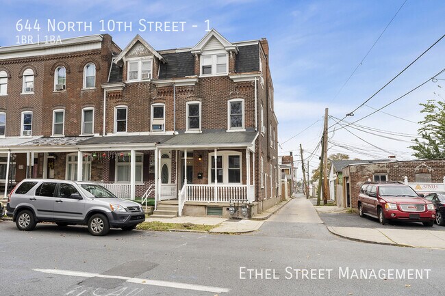 Building Photo - 644 N 10th St