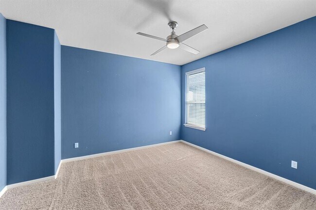 Building Photo - 9621 Solana Vista Loop