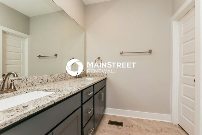 Building Photo - 3 Bedroom Pet-Friendly Home in HERMITAGE, ...