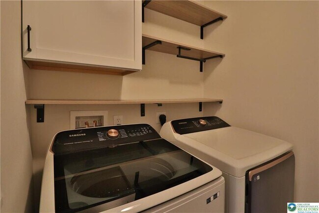 Building Photo - 311 McNair Dr