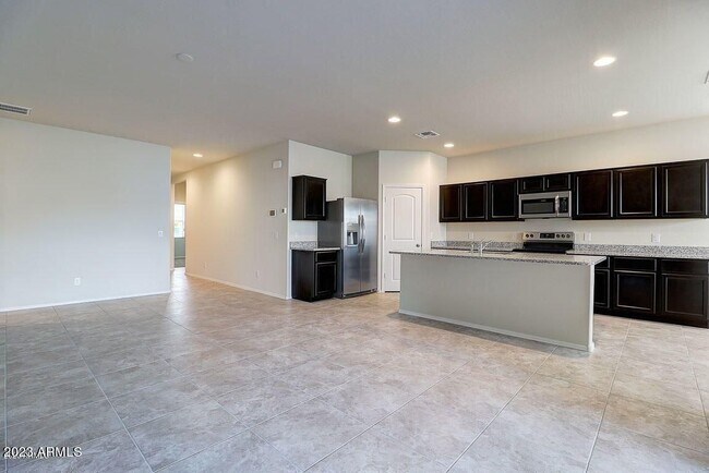 Building Photo - 2432 E San Borja Trail