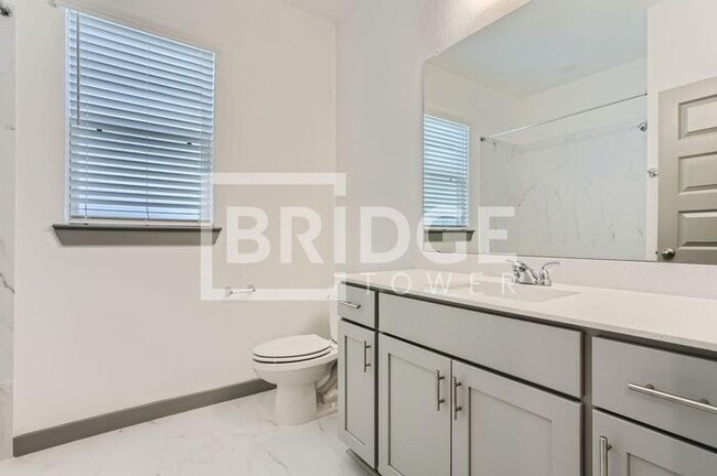 Building Photo - 6455 Pne Hts Dr