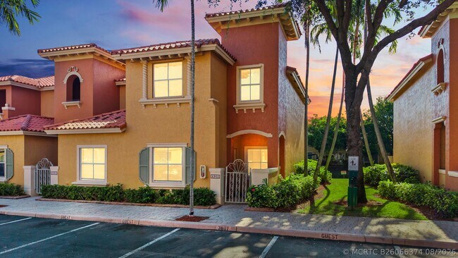 Building Photo - 4962 Leeward Ln