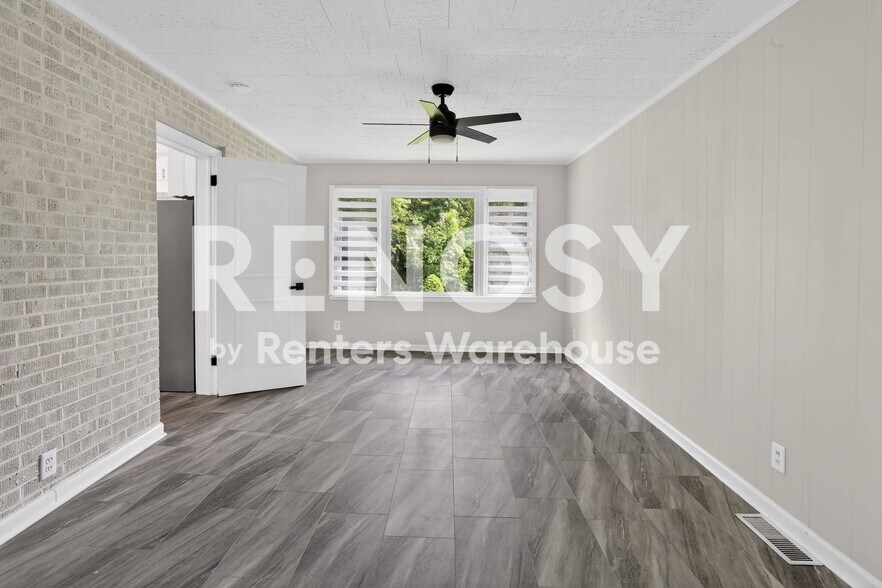 Building Photo - 3081 Glendale Ct
