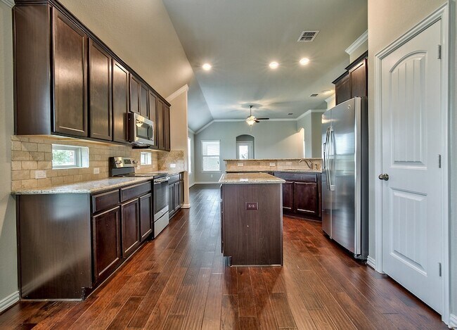 Building Photo - 304 Callaghan Dr