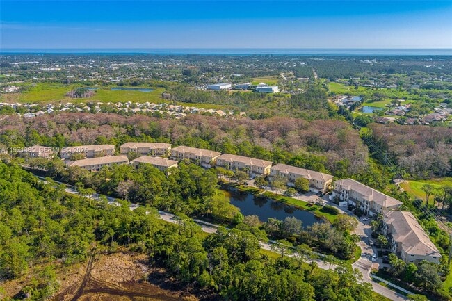 Building Photo - 12631 SE Old Cypress Dr