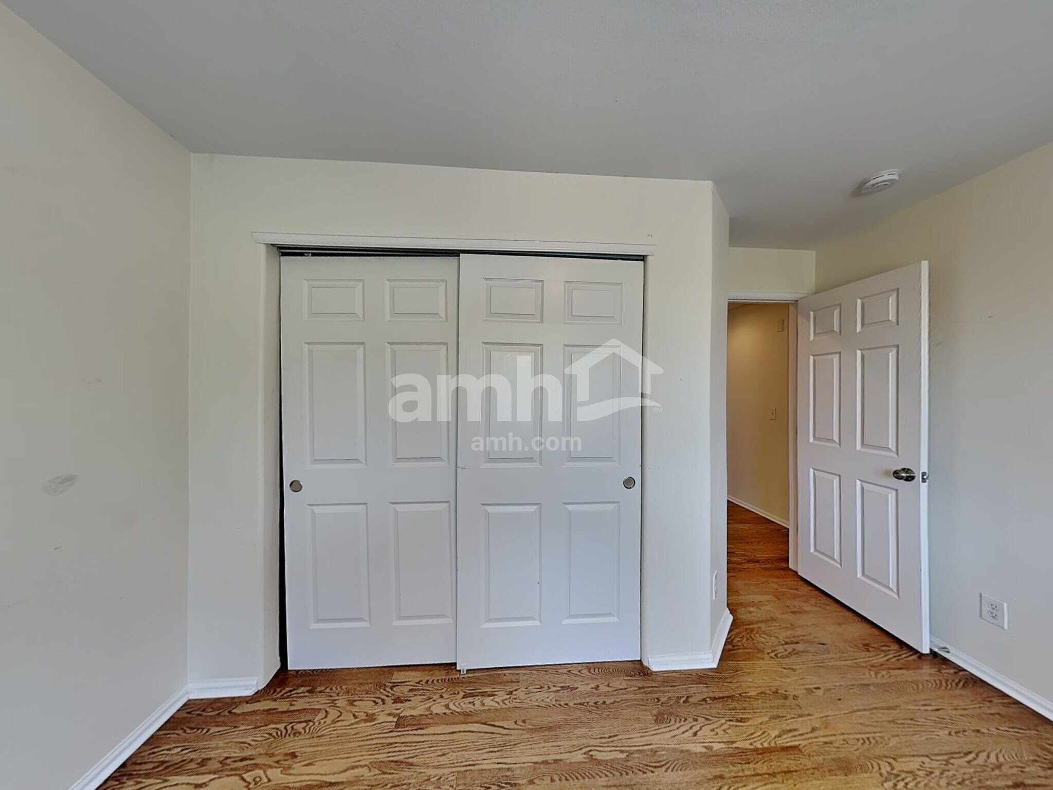 Building Photo - 11852 Altura St