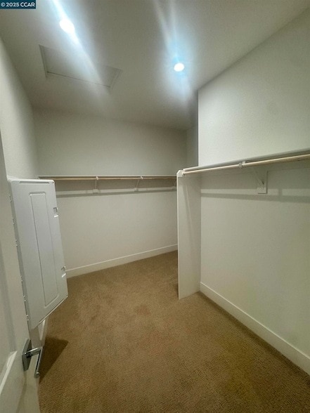 Building Photo - 5601 Linen Ct