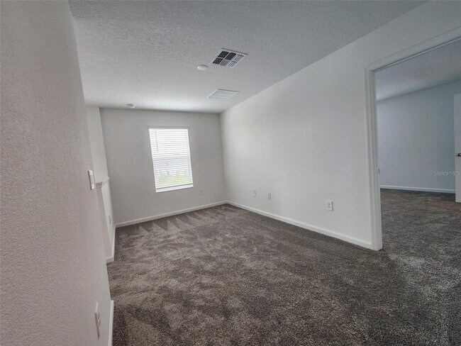 Building Photo - 1622 Reservoir Pl