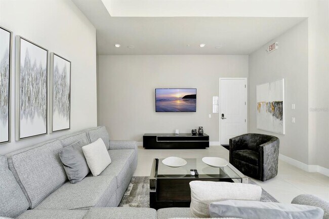 Building Photo - 7740 Sandy Ridge Dr
